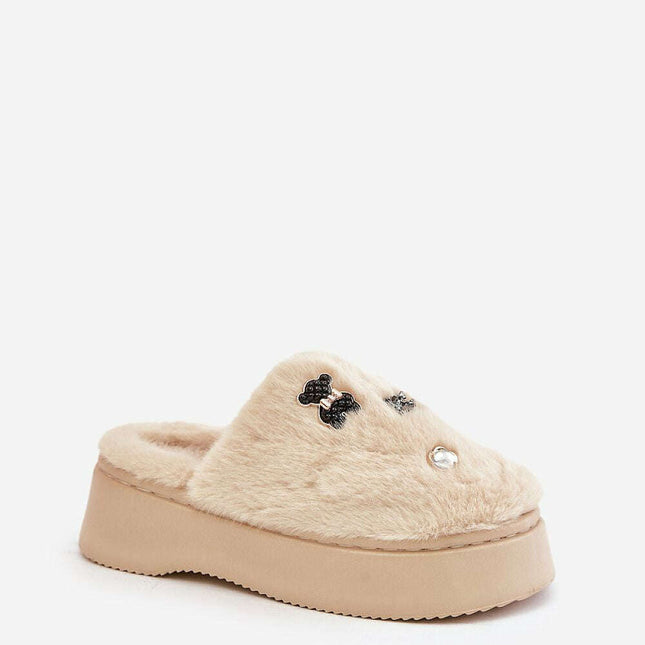 Slippers model 203622 - Très Elite