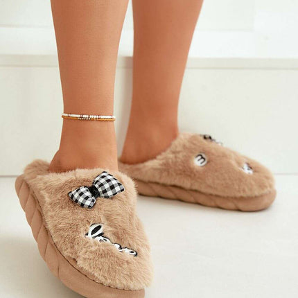 Slippers model 203753 - Très Elite