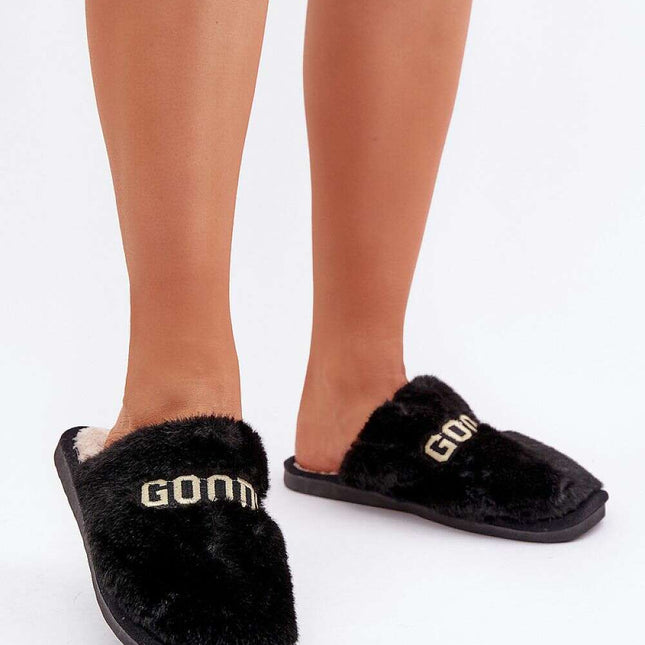 Slippers model 204940
