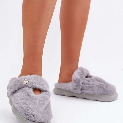 Slippers model 204948 - Très Elite