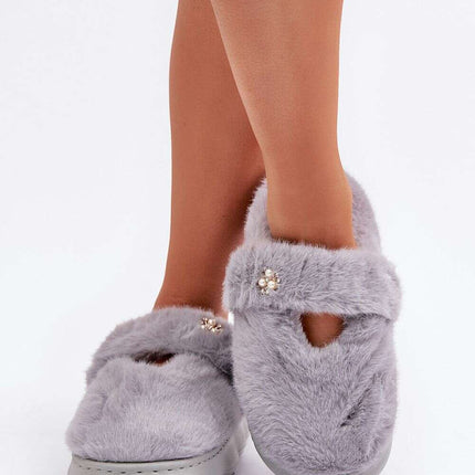 Slippers model 204948 - Très Elite