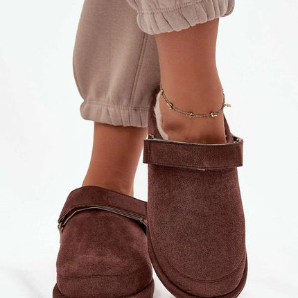 Slippers model 220536 - Très Elite