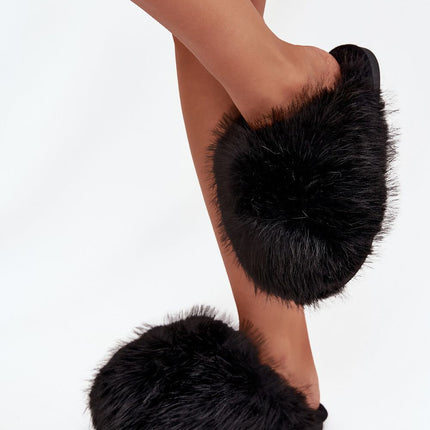 Slippers model 221937 - Très Elite