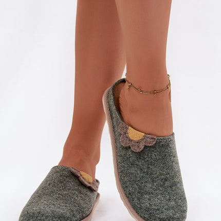 Slippers model 222278 - Très Elite