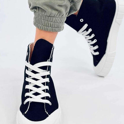 Sneakers model 195529 - Très Elite