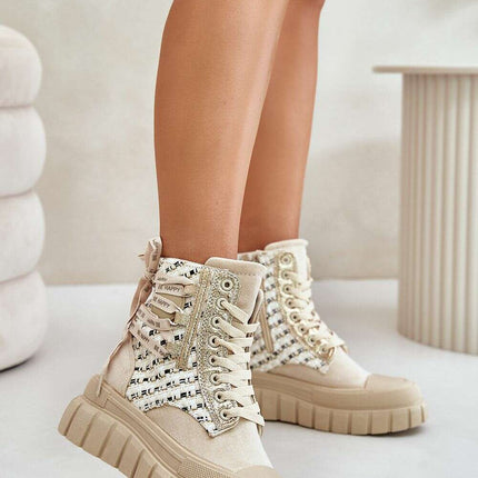 Sneakers model 201925