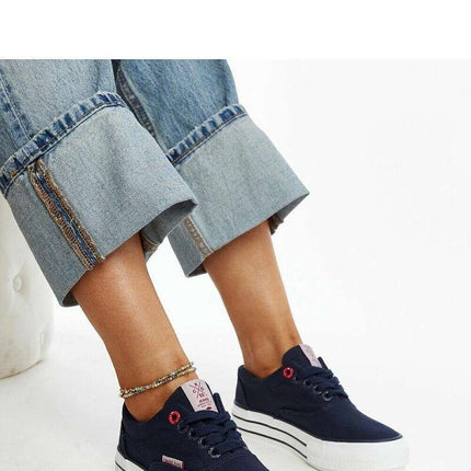 Sneakers model 207354 - Très Elite