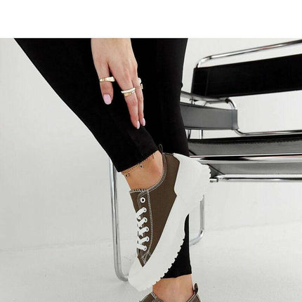 Sneakers model 207546 - Très Elite