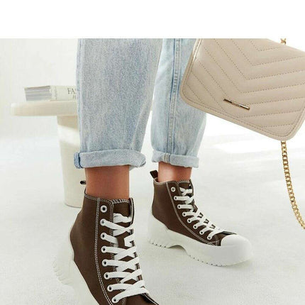 Sneakers model 207548 - Très Elite