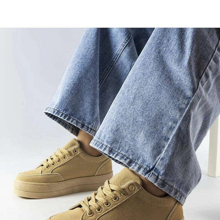Sneakers model 207812 - Très Elite