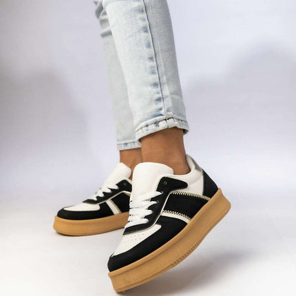 Sneakers model 210573