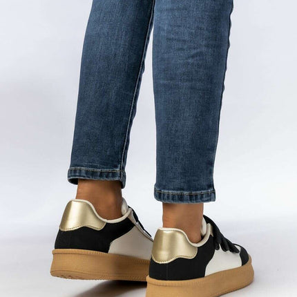 Sneakers model 210609 - Très Elite