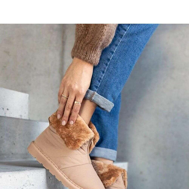 Snow boots model 204802