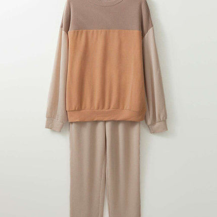 Snug Brown Colorblock Lounge Set for Ultimate Relaxation - Très Elite