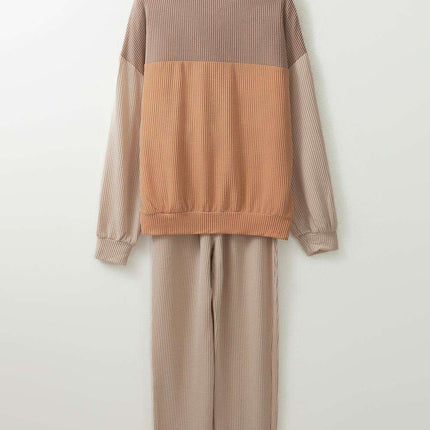 Snug Brown Colorblock Lounge Set for Ultimate Relaxation - Très Elite