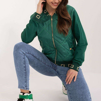 Snug Quilted Zip-Up Pullover - Très Elite