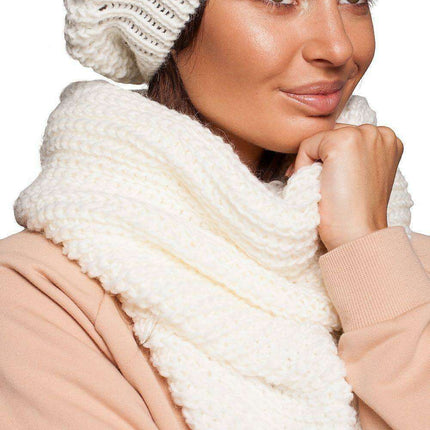 Snug Ribbed Winter Infinity Scarf - Très Elite