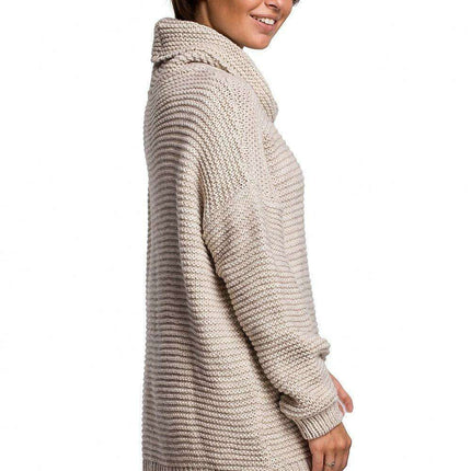 Snug and Stylish Turtleneck BE Knit Sweater for Cold Weather - Très Elite
