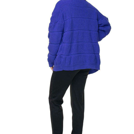 Snuggly Peekaboo Sweater - Très Elite