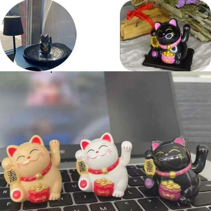 Solar-Powered Lucky Cat Figurine for Abundance and Good Fortune - Très Elite