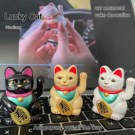 Solar-Powered Lucky Cat Figurine for Abundance and Good Fortune - Très Elite