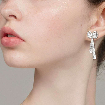Sophisticated 1.12 Carat Lab-Grown Diamond Bow Earrings with Sterling Silver and Platinum or 18K Gold Finishes - Très Elite