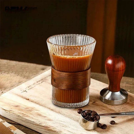 Sophisticated 300ml Transparent Glass Mug with Elegant Wooden Grip - Japanese-Inspired Drinkware for Coffee, Tea, and Beer - Très Elite