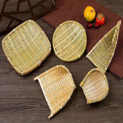Sophisticated Bamboo Sushi and Sashimi Serving Set with Decorative Accents - Très Elite