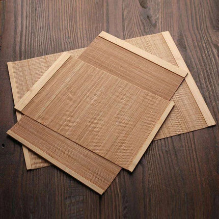 Sophisticated Bamboo Table Runner and Coaster Duo for Dining and Tea Events - Très Elite