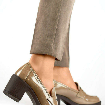 Sophisticated Beige and Brown Stiletto Pumps with Sustainable Leather - Très Elite