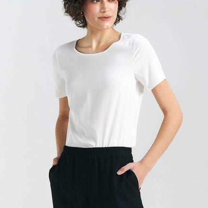 Sophisticated Black Boat Neck Top For Modern Wardrobe - Très Elite
