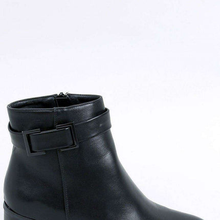 Sophisticated Black Heel Boots for Modern Elegance - Très Elite