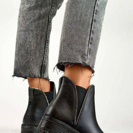 Sophisticated Black Jodhpur Boots for Women - Stylish Winter Footwear - Très Elite