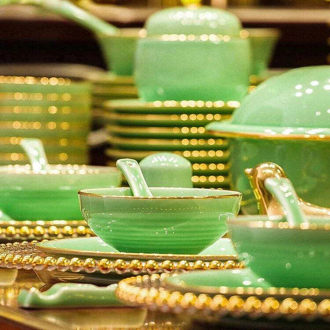 Sophisticated Blue and White Porcelain Dinnerware Set with Opulent Gold Accents