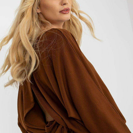 Sophisticated Boatneck Sweater with Stylish Back Slit - Très Elite