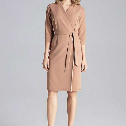 Sophisticated Business Dress with Stylish Waist Belt - Très Elite