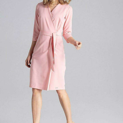 Sophisticated Business Dress with Stylish Waist Belt - Très Elite