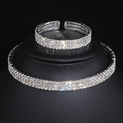 Sophisticated Crystal Tassel Jewelry Ensemble with African Rhinestones - Très Elite