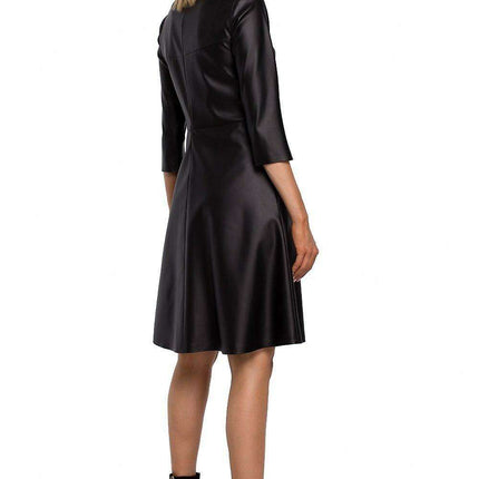 Sophisticated Elegance Midi Dress by Daydress Moe - Très Elite