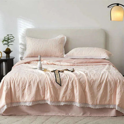 Sophisticated Floral Jacquard Antibacterial Summer Quilt with 3D Design- Très Elite- Très Elite