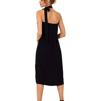 Sophisticated Halterneck Crepe Maxi Dress - Très Elite