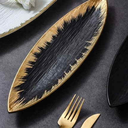 Sophisticated Japanese Ceramic Leaf Plate with Textured Finish and Gold Trim - Perfect for Elegant Dining - Très Elite