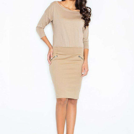 Sophisticated Kimono Sleeve Day Dress with Chic Gold Zipper Pockets - Contemporary Elegance - Très Elite