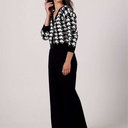 Sophisticated Knit Cardigan: Elegant Button-Up Sweater for Layering - Très Elite