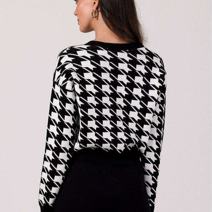 Sophisticated Knit Cardigan: Elegant Button-Up Sweater for Layering - Très Elite