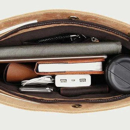 Sophisticated Leather Briefcase and Clutch Set with Unique Crazy Horse Features - Très Elite