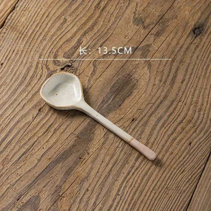 Sophisticated Long-Handled Japanese Ceramic Ladle - A Must-Have Dining Accessory - Très Elite