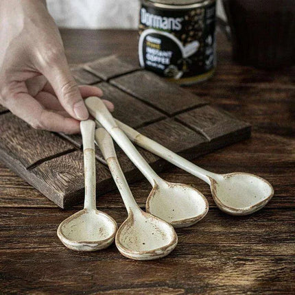Sophisticated Long-Handled Japanese Ceramic Ladle - A Must-Have Dining Accessory - Très Elite