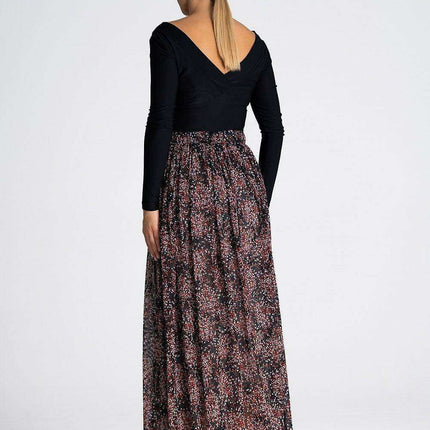 Sophisticated Ruched Mesh Maxi Skirt - Très Elite