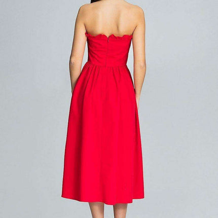 Sophisticated Ruffled Evening Gown for Celebratory Events - Très Elite